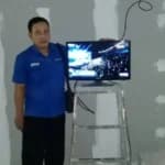Teknisi lapangan 4